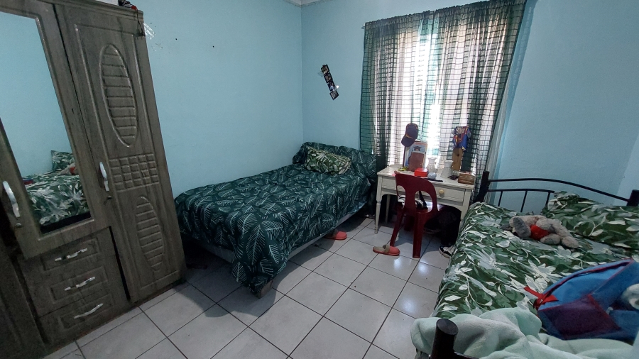 5 Bedroom Property for Sale in Ravensmead Western Cape